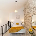 Agora - Villa Betina (Sibenik-Knin)