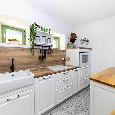 Agora - 빌라 베티나