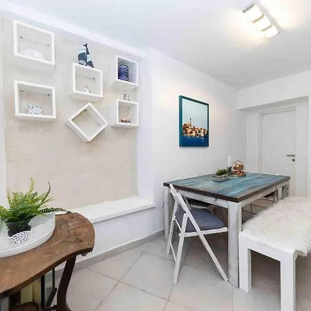 Villa Agora - Betina