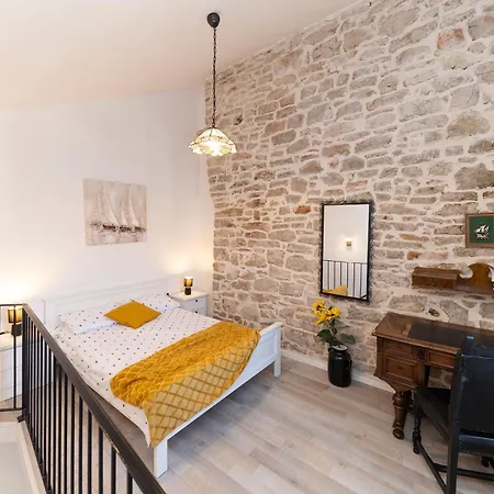 Villa Agora - Betina