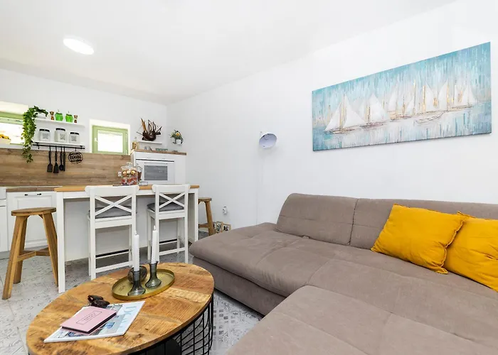 Villa Agora - Betina